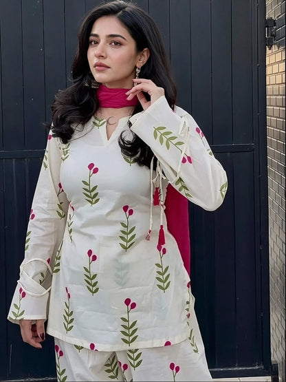 Pink Floral Printed Kurta with Palazzos - Soraani