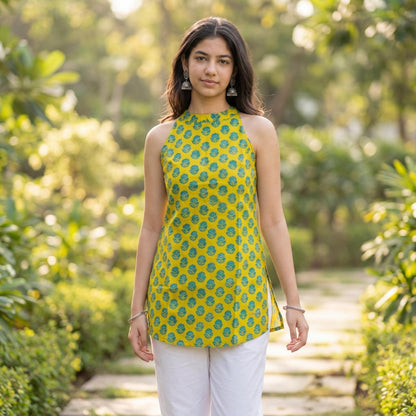 Soraani Vanya Halter Kurti - Soraani